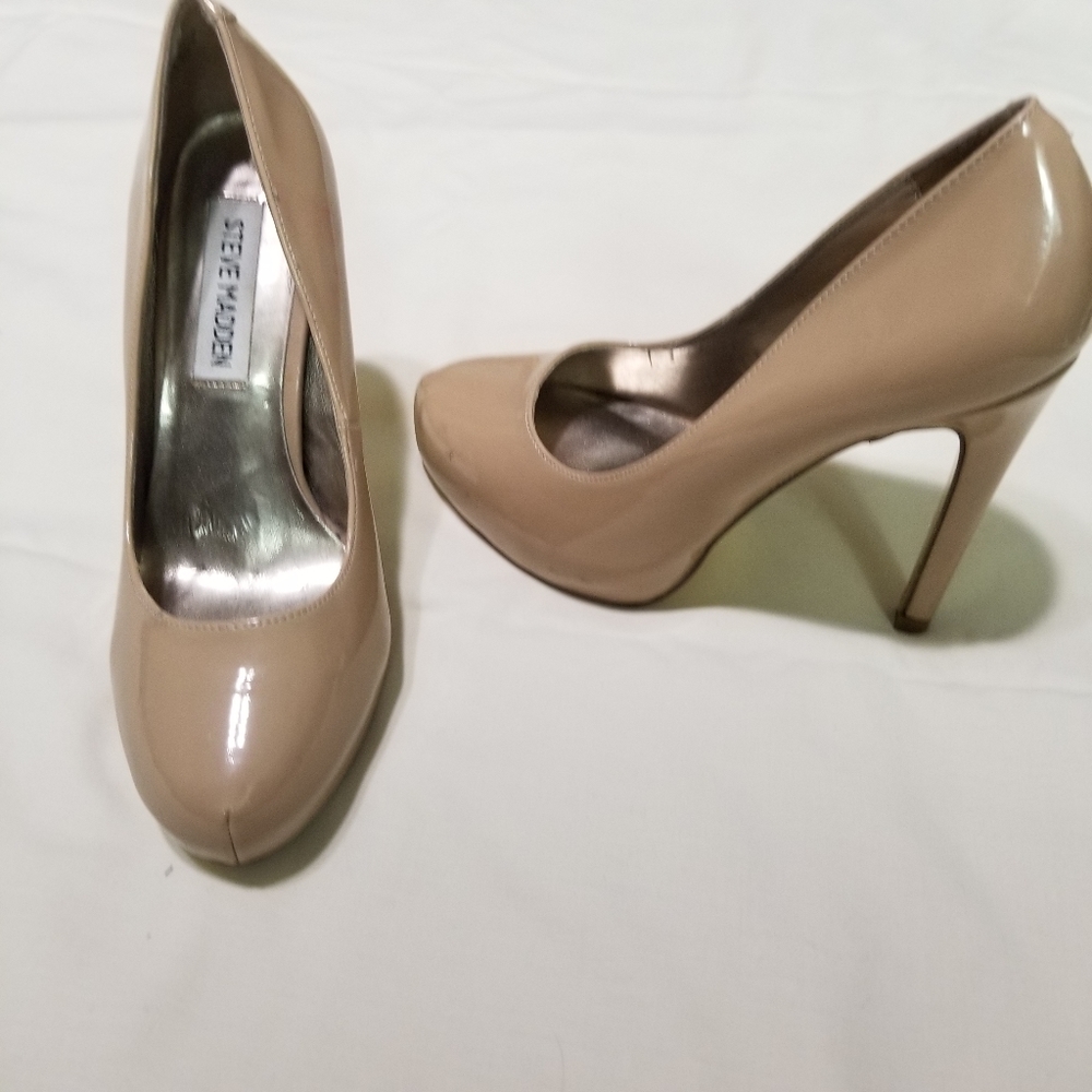 Nude Pumps - image 2
